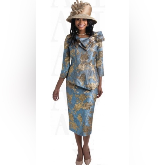 Lily & Taylor New York Dresses & Skirts - Lily & Taylor New York Couture LUXURY DESIGNER 2pc Women’s Suit Size 6